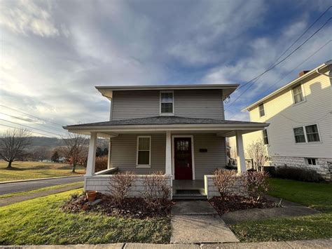 Realtor.com morgantown wv - See home details and neighborhood info of this 4 bed, 3 bath, 2668 sqft. single family home located at 36 Avery Dr, Morgantown, WV 26508. Realtor.com® Real …